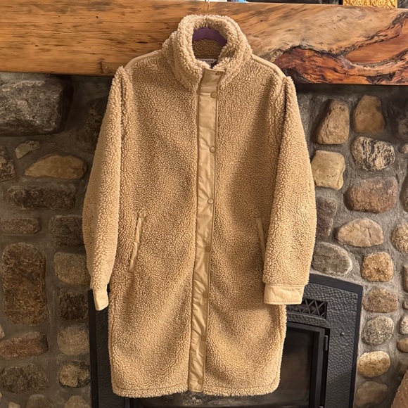 Athleta Beige Sherpa Jacket - Picture 3 of 10